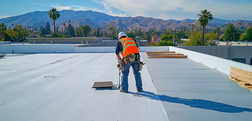 Professional Roof Coating Services in Bolingbrook, IL