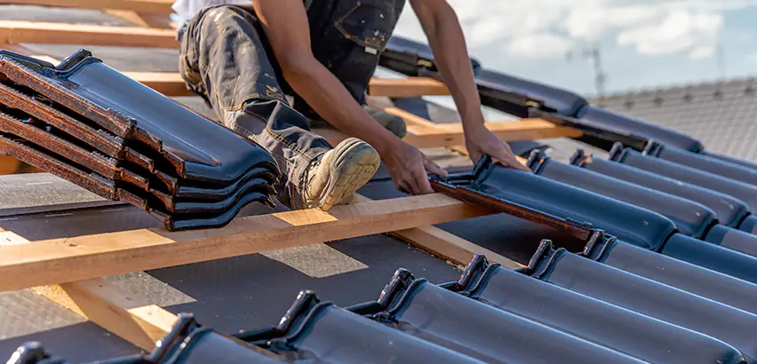 Professional Storm Damage Roof Repair Services in Bolingbrook, IL