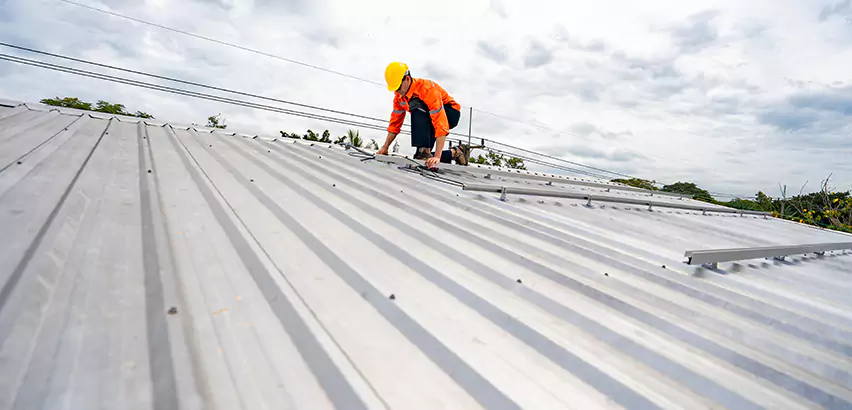 Metal Roof Repairs in Bolingbrook