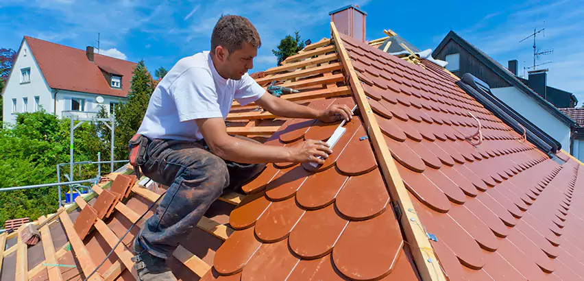 Broken and Cracked Tile Repair in Bolingbrook