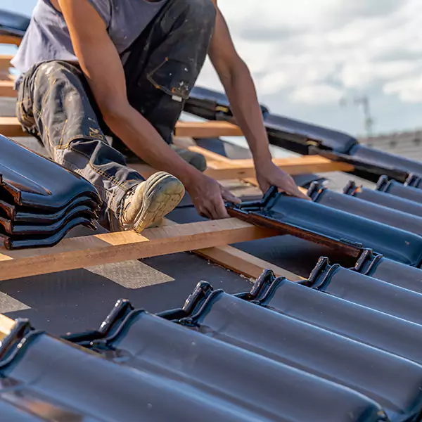 Why Bolingbrook Homeowners Choose Bolingbrook Roofing Pros for Roof and Gutter Repair?