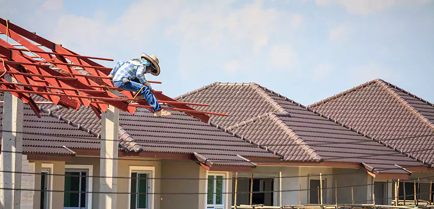 Professional Wind Damage Roof Repair Services in Bolingbrook, IL